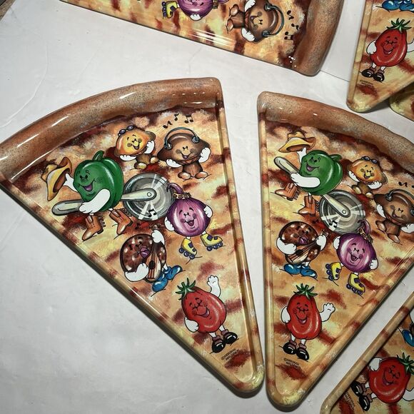 Deborah Mallow Pizza Slice Shaped Party Plates Plastic Set of 6 Vintage 90s - Picture 4 of 8